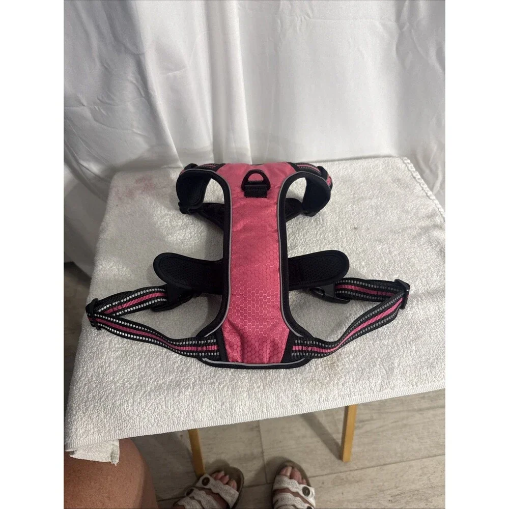 TobeDRI No Pull Reflective Pink Dog Harness  Sz Med NWOT
